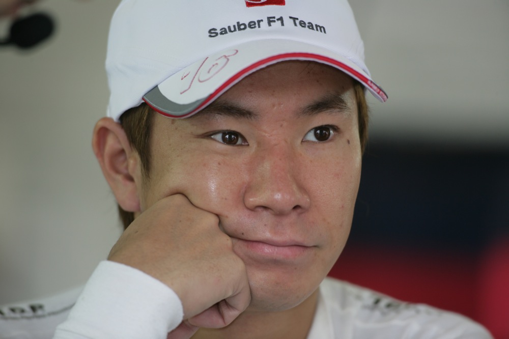 K. Kobayashi: į „Formulę-1“ sugrįšiu 2014 m.