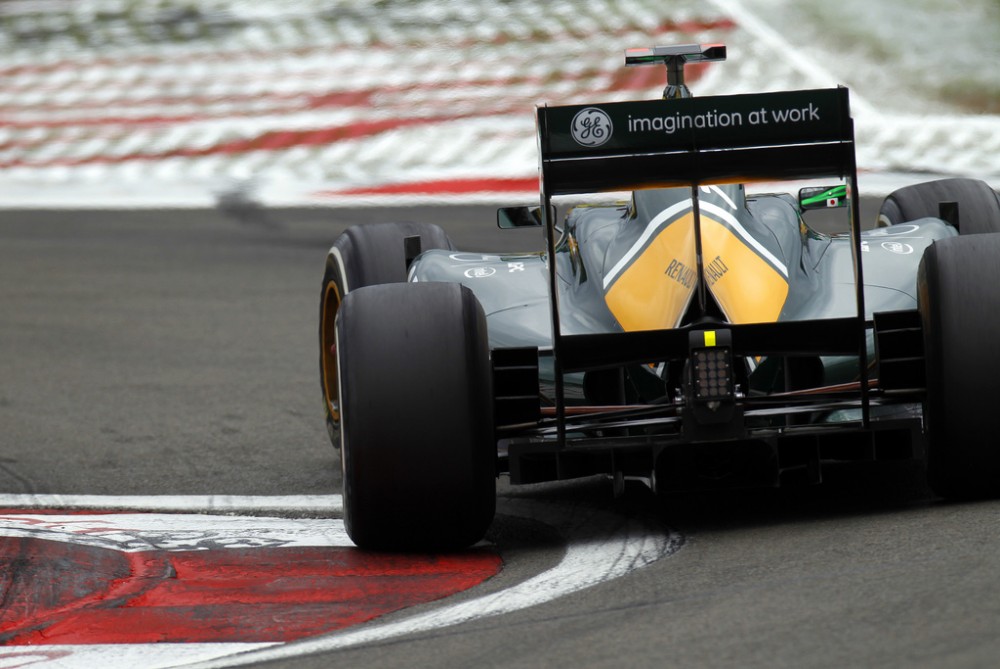 „Lotus“ dar dvejus metus naudos „Renault“ variklius