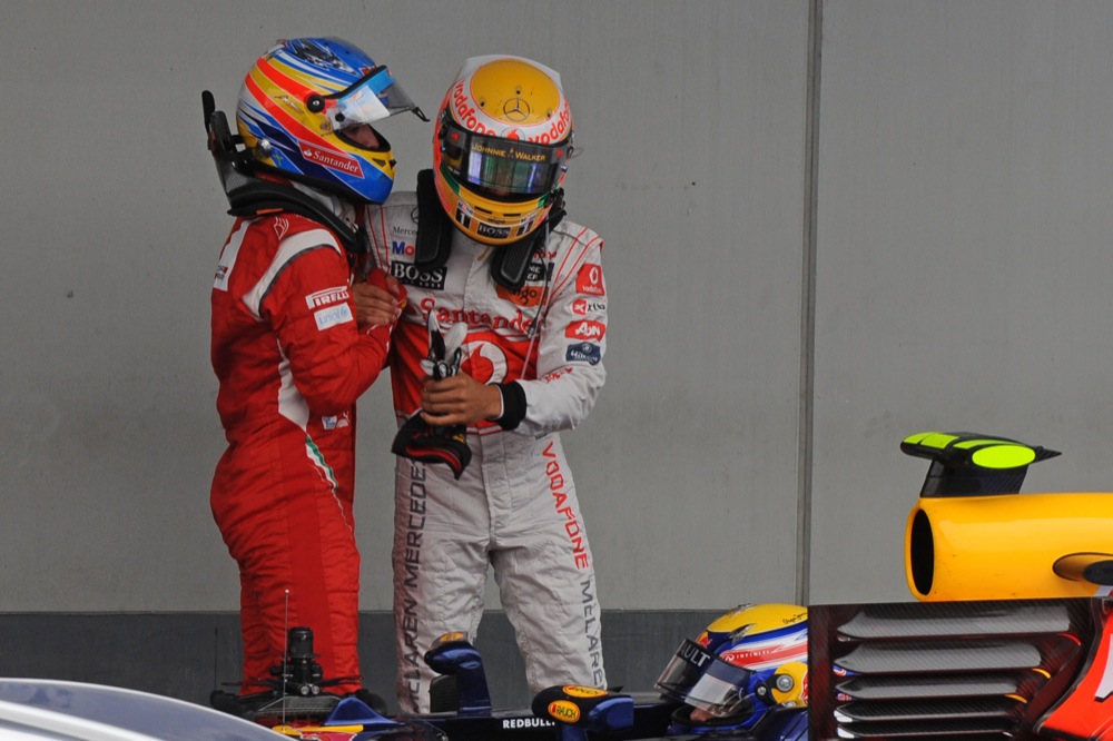 F. Alonso: suprasčiau, jei L. Hamiltonas paliktų „McLaren“