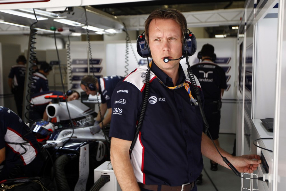 S. Michaelas taps „McLaren“ sporto vadovu