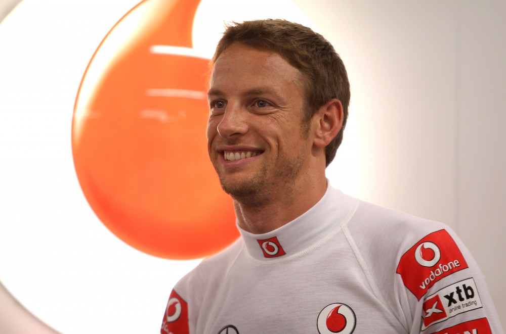 Oficialu: J. Buttonas lieka „McLaren“