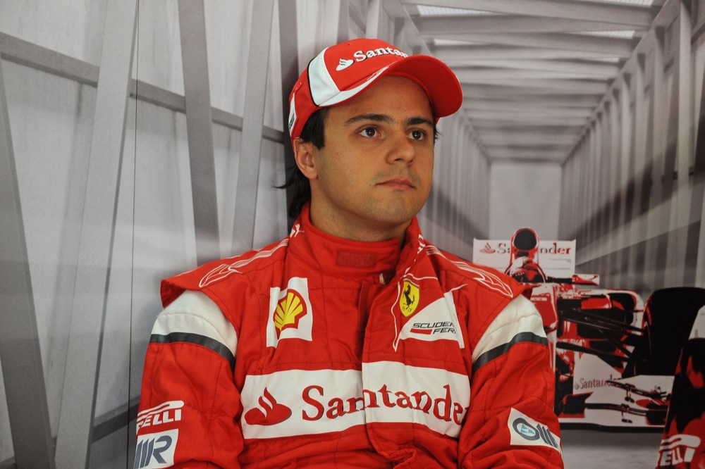 F. Massa: FIA turi imtis veiksmų prieš L. Hamiltoną