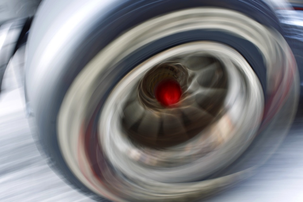 „Pirelli“ mažins skirtumus tarp padangų