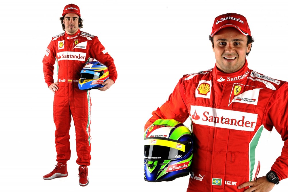 Nauja „Ferrari“ lenktynininkų apranga