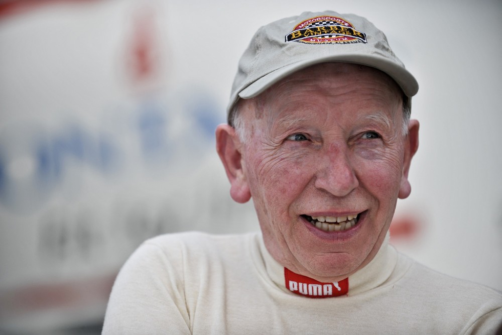 J. Surteesas: F-1 turi nepamiršti jaunų lenktynininkų
