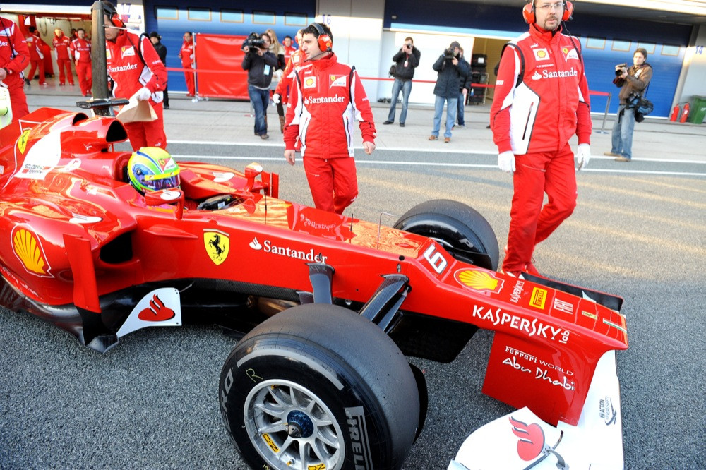 Nuotaikos „Ferrari“ stovykloje - vis geresnės
