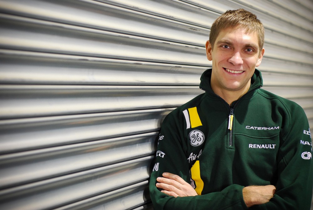 V. Petrovas lenktyniaus „Caterham“ vietoje J. Trulli