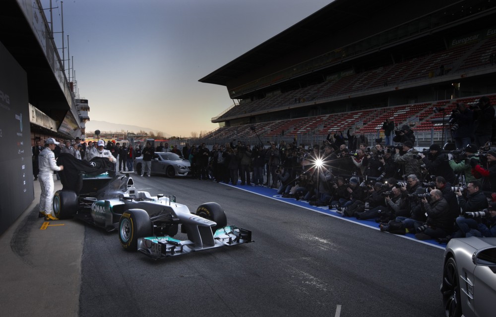 „Mercedes“ ir „Toro Rosso“ bolidus pristatys vasario 4 d.
