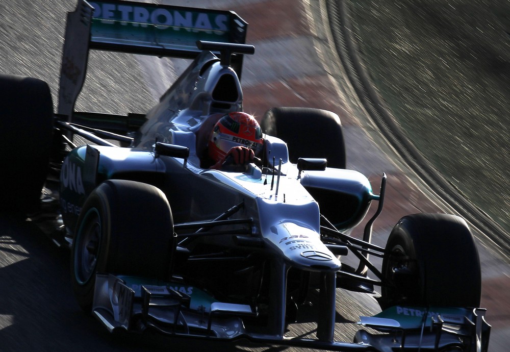 M. Schumacheris: „Mercedes W03“ nepakankamai tausoja padangas