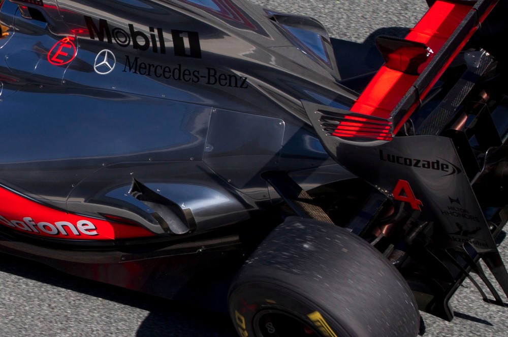 „McLaren“ toliau apipučia difuzorių?