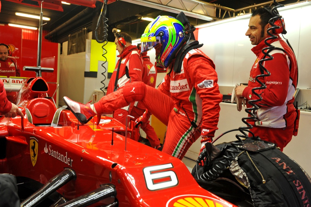 „Ferrari“ pilotai – atskirti nuo žiniasklaidos