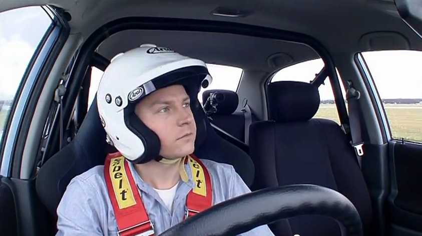 K. Raikkonenas „Top Gear“: juokeliai ir šlapia trasa