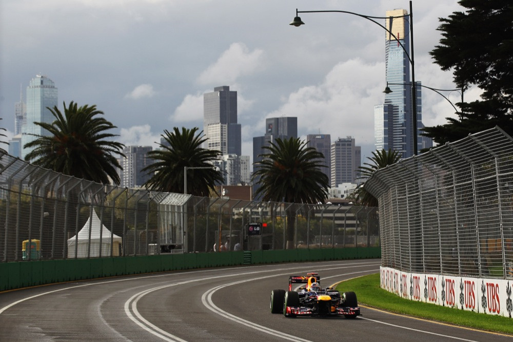 Australijos GP: lenktynės (tiesiogiai)