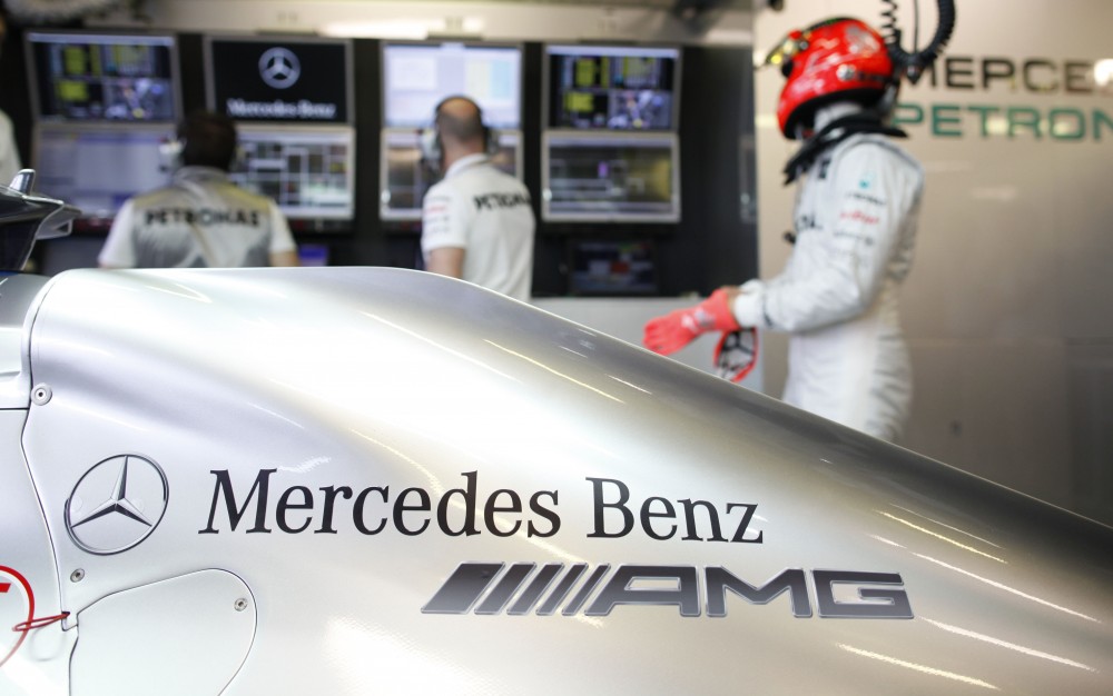 „Mercedes“: „Lotus“ ir „Red Bull“ nukreipė dėmesį nuo savęs