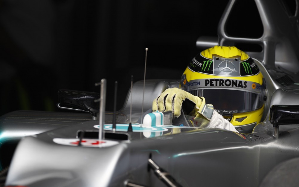 N. Rosbergas: „Mercedes“ silpnoji vieta – greiti posūkiai