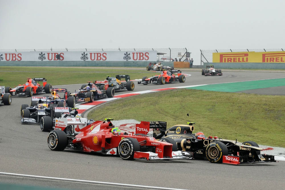 „Ferrari“ kasmet tolsta nuo lyderių