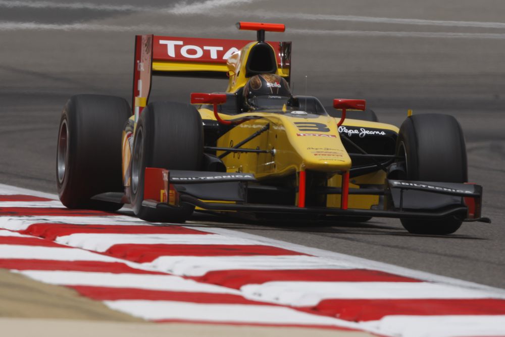 GP2. Trečiose sezono lenktynėse - D. Valsecchi pergalė