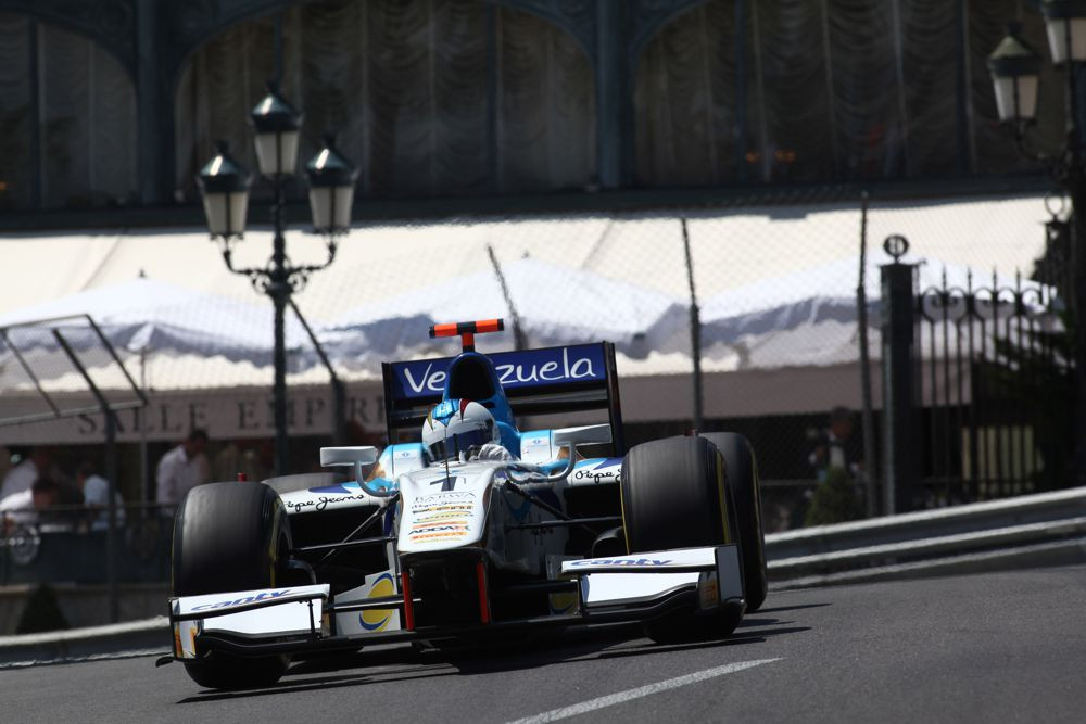 GP2. Monake vykusioje kvalifikacijoje - J. Cecotto triumfas