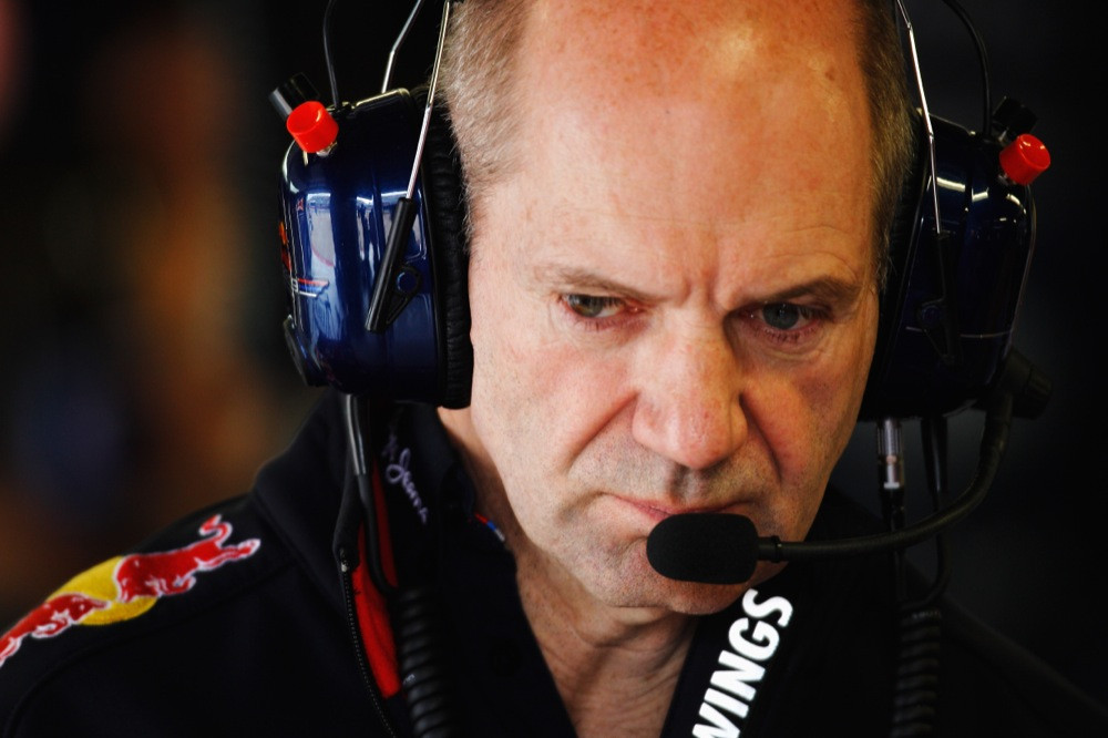 A. Newey: su „Renault“ nematyti šviesos tunelio gale