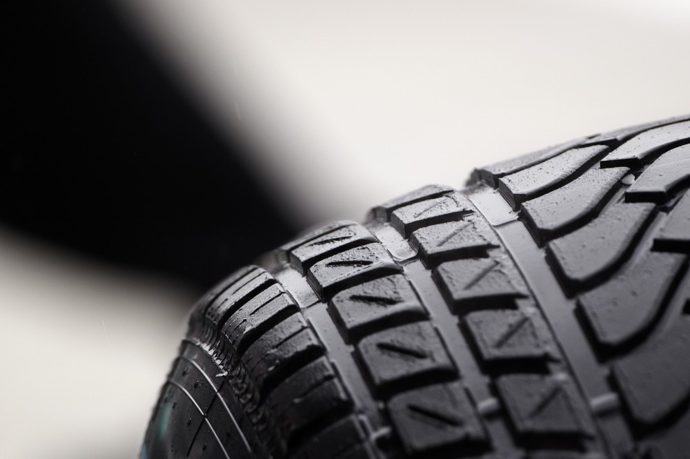 „Pirelli“ nori atsisakyti lietaus padangų šildymo