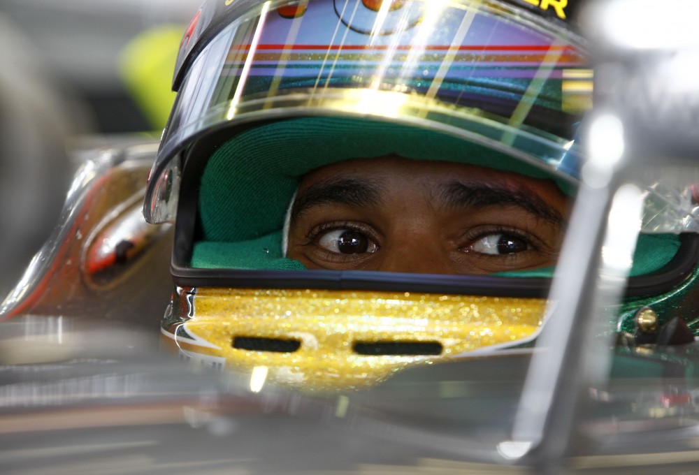 L. Hamiltonas: „McLaren“ labai atsiliko nuo „Red Bull“