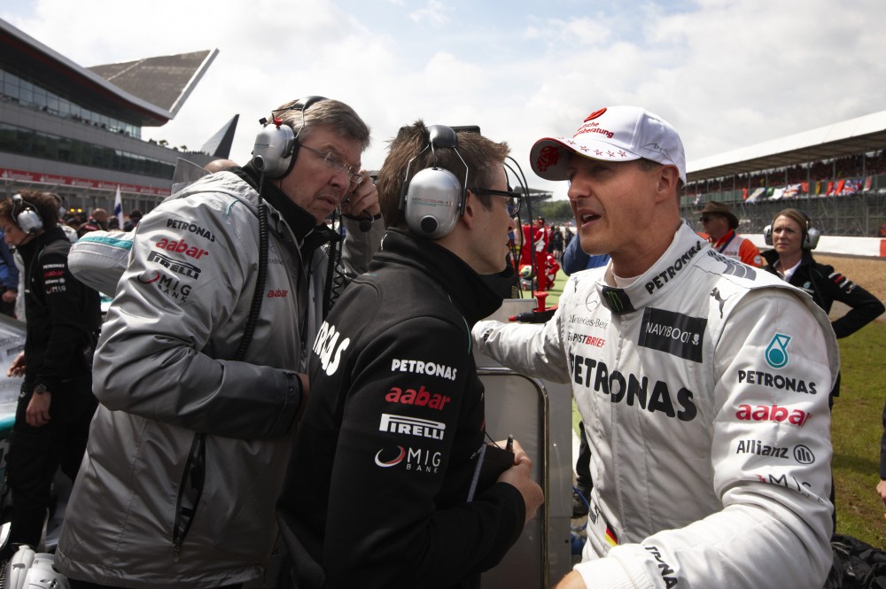 M. Schumacherio lenktynės: iš trečios – į septintą vietą