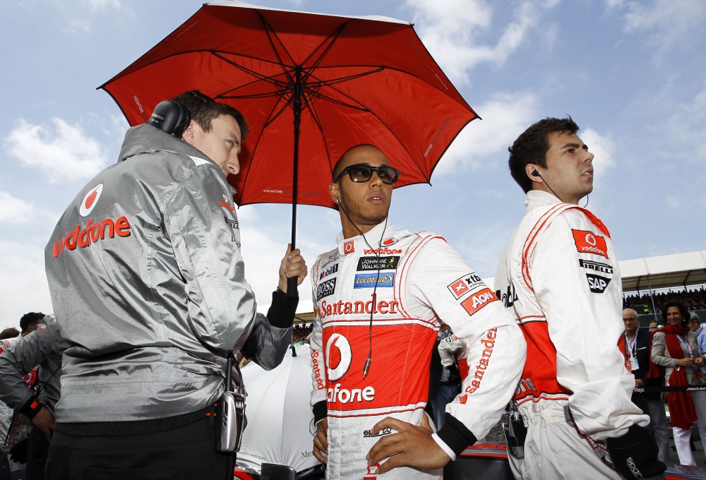 L. Hamiltono ir „McLaren“ derybos – viešumoje