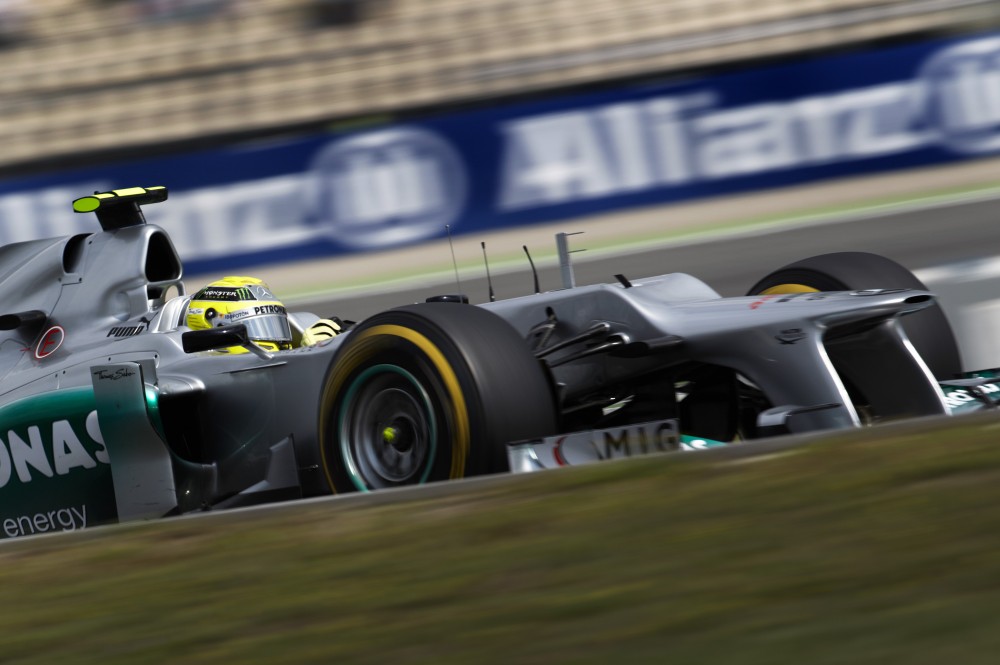 N. Rosbergas tikras: „Mercedes“ atsigaus
