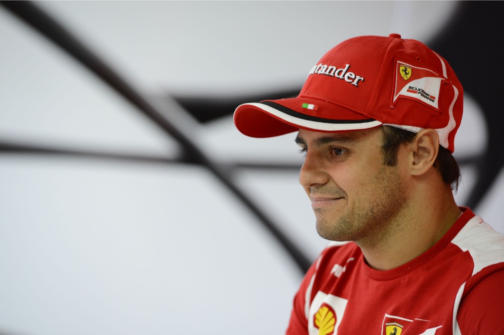 „Ferrari“ pratęs sutartį su F. Massa