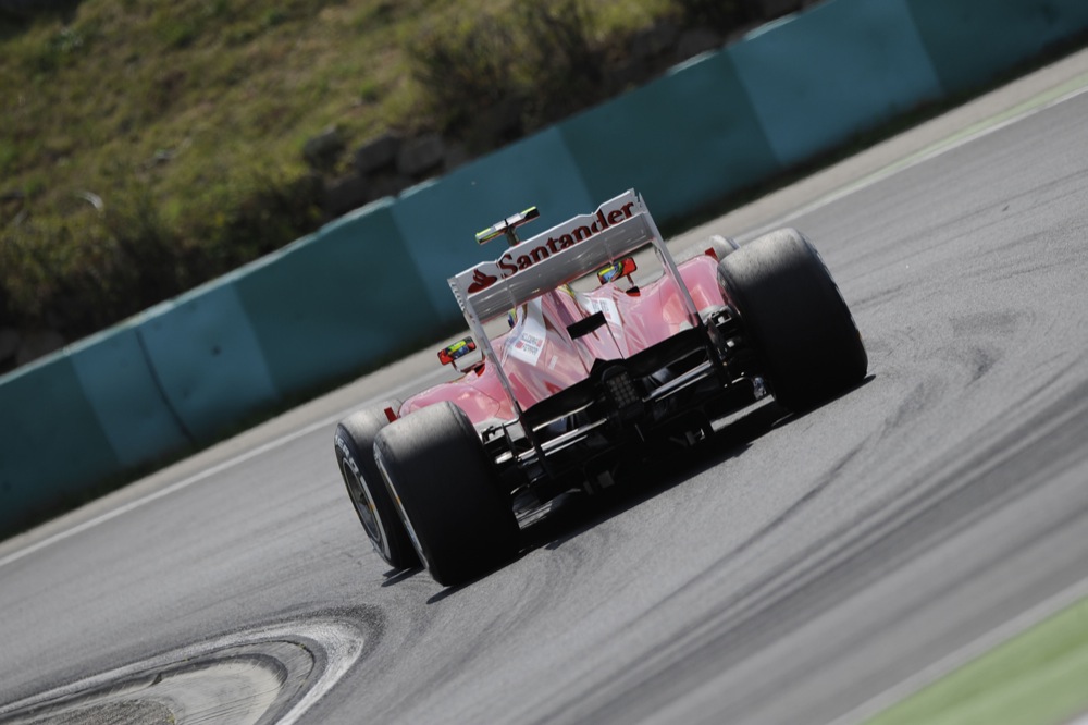 „Ferrari“ paslapčia bando bolido patobulinimus