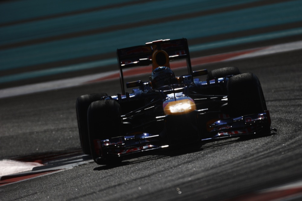 „Red Bull“ toliau tiria S. Vettelio bolidą, startuos iš boksų