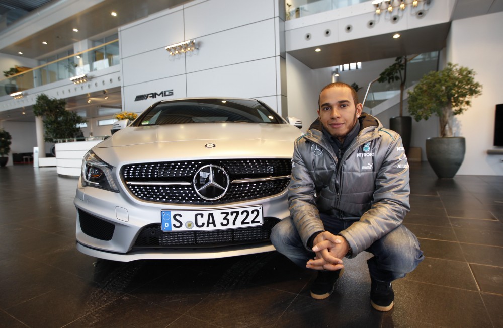 L. Hamiltonas: „Mercedes“ sėkmės gali tekti palaukti