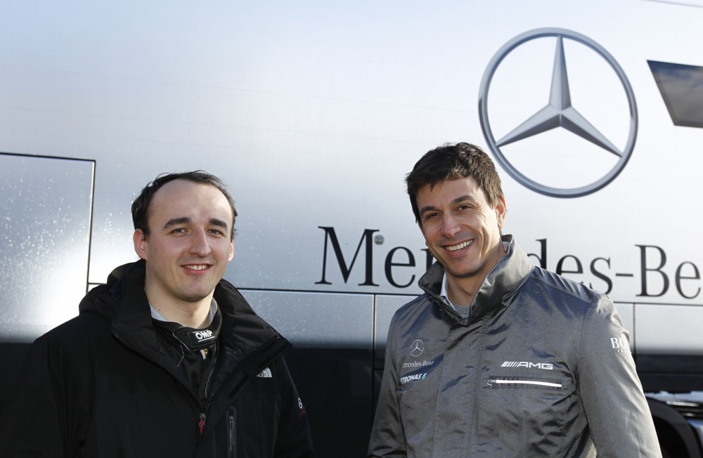 „Mercedes“ pasiruošusi pasiūlyti R. Kubicai išbandyti F-1 bolidą