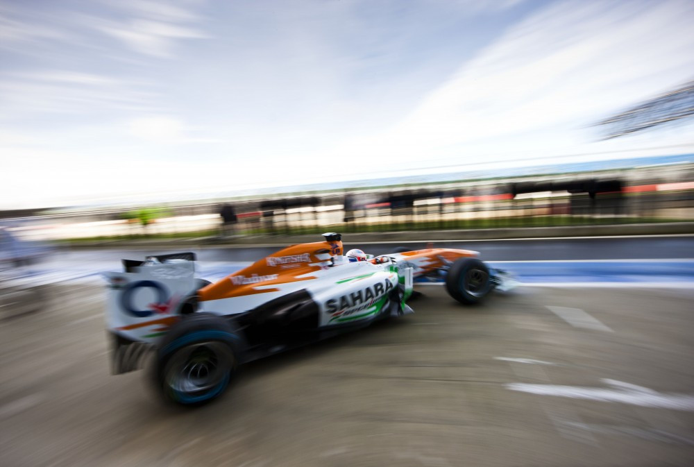 J. Bianchi ir J. Rossiteris bandys „Force India“ bolidą