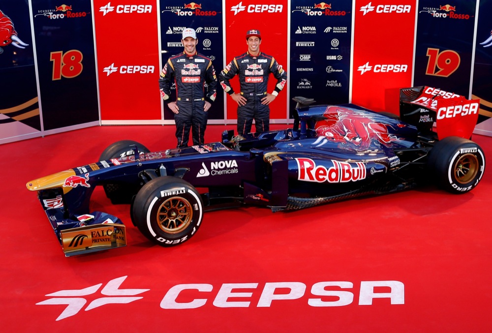 Pristatytas „Toro Rosso STR8“