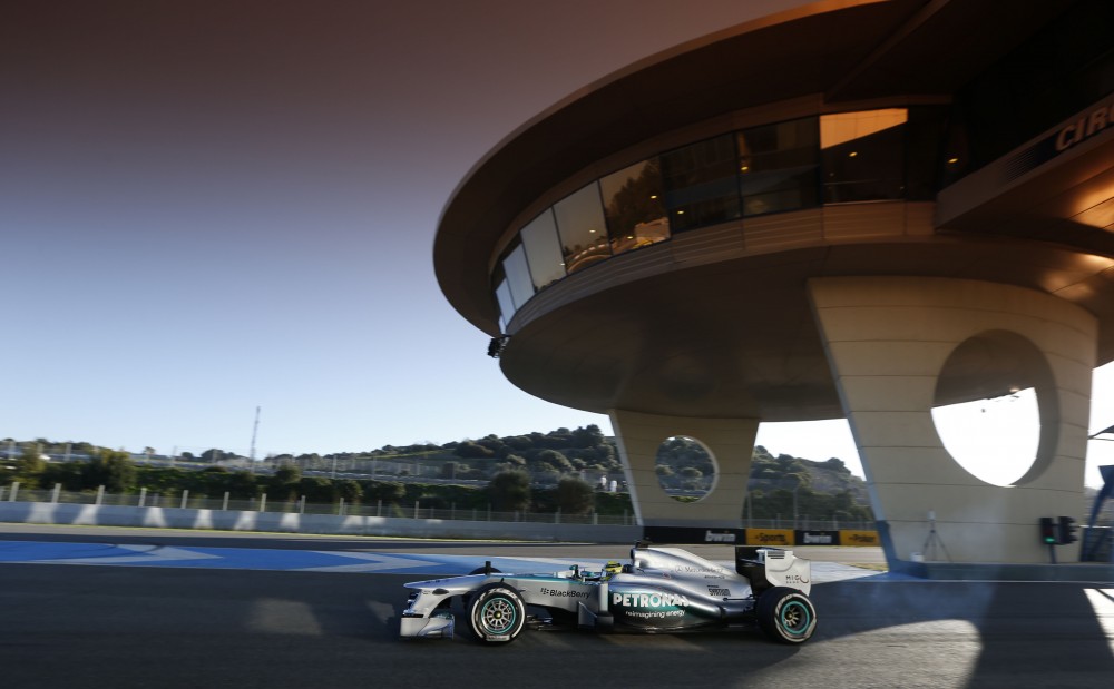 „Pirelli“: Jerezas nebetinkamas bandymams