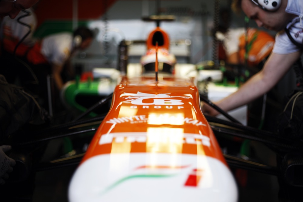 „Force India“: neskubėsime pasirinkti antrojo piloto