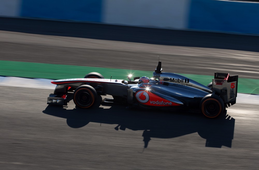 J. Buttonas sunerimęs: „McLaren“ dar neperpranta bolido