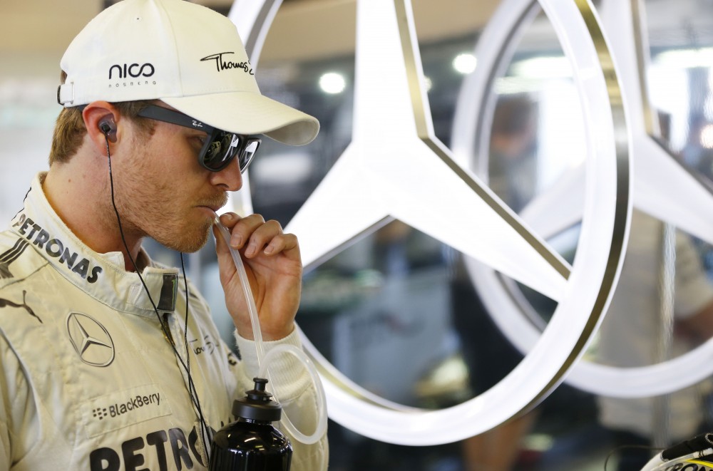 N. Rosbergas: buvau greičiausias sausoje trasoje