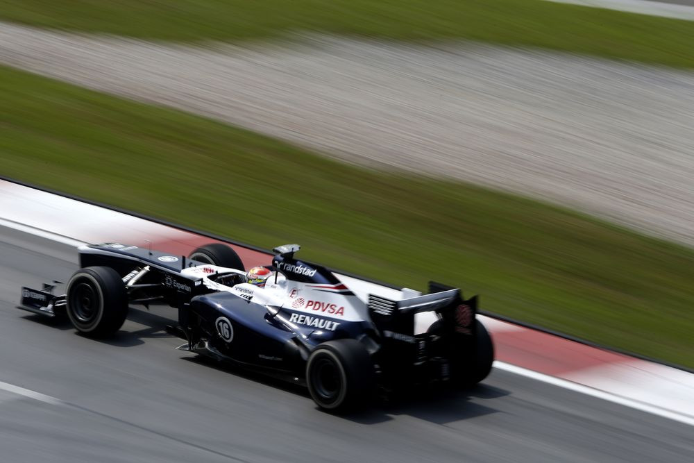 Oficialu: „Williams“ derasi su „Mercedes“