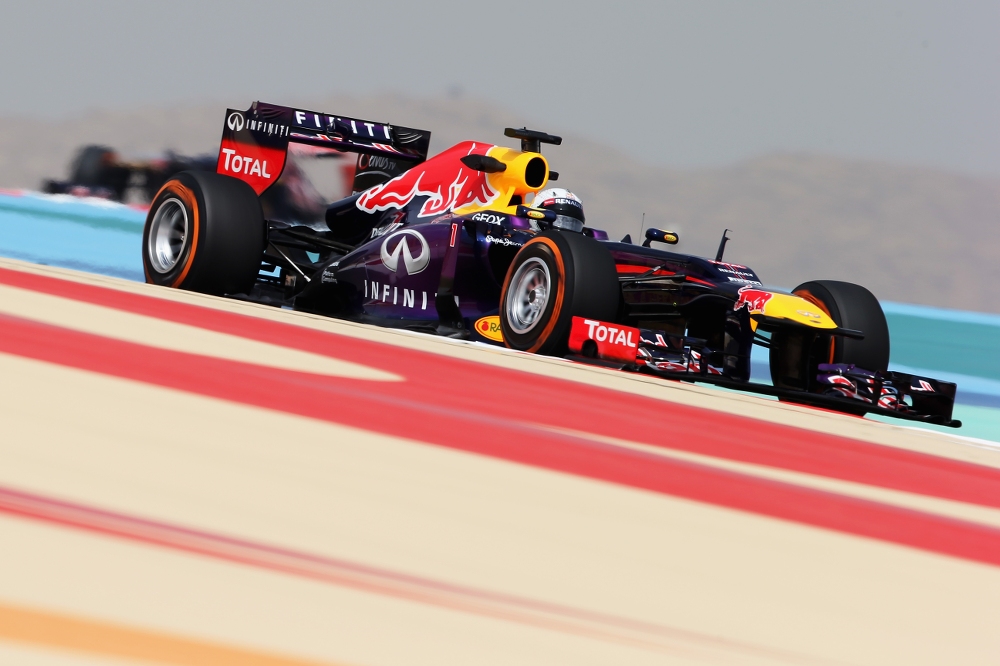 S. Vettelis: „Red Bull“ gali važiuoti greičiau