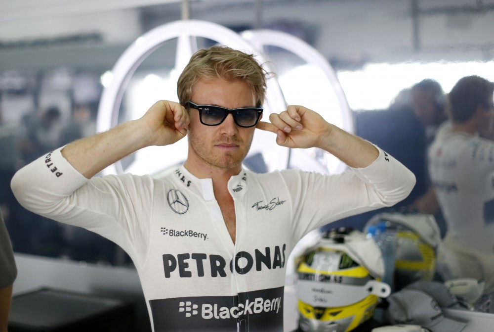 N. Rosbergas atsipirko įspėjimu