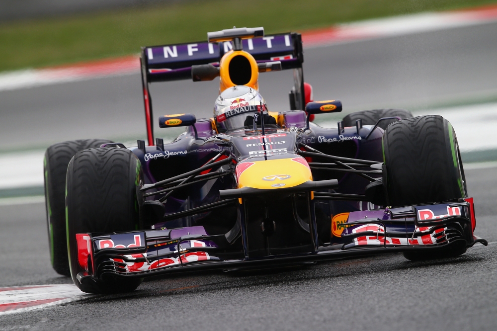 S. Vetteliui „Ferrari“ greitis nerimo nekelia