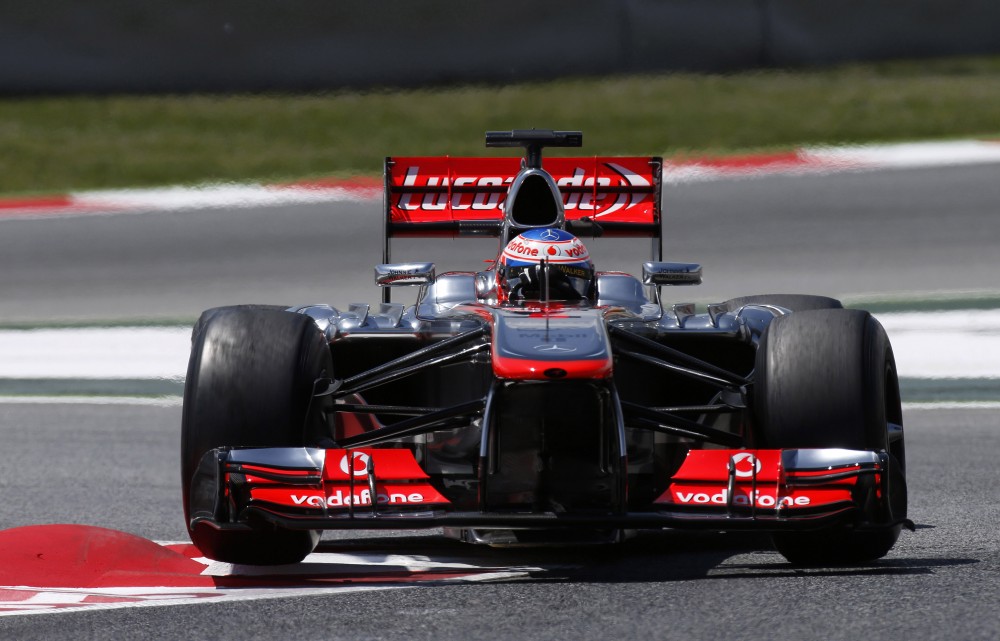 Nusiritęs J. Buttonas: „McLaren“ patobulėjo per mažai