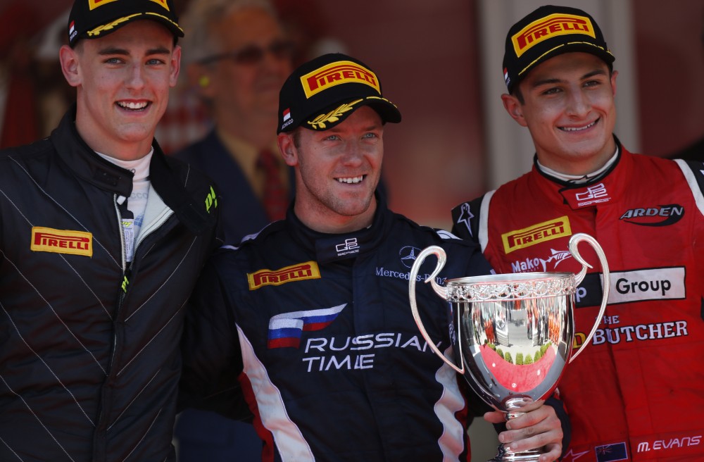 GP2. Chaotiškose lenktynėse Monake – S. Birdo triumfas