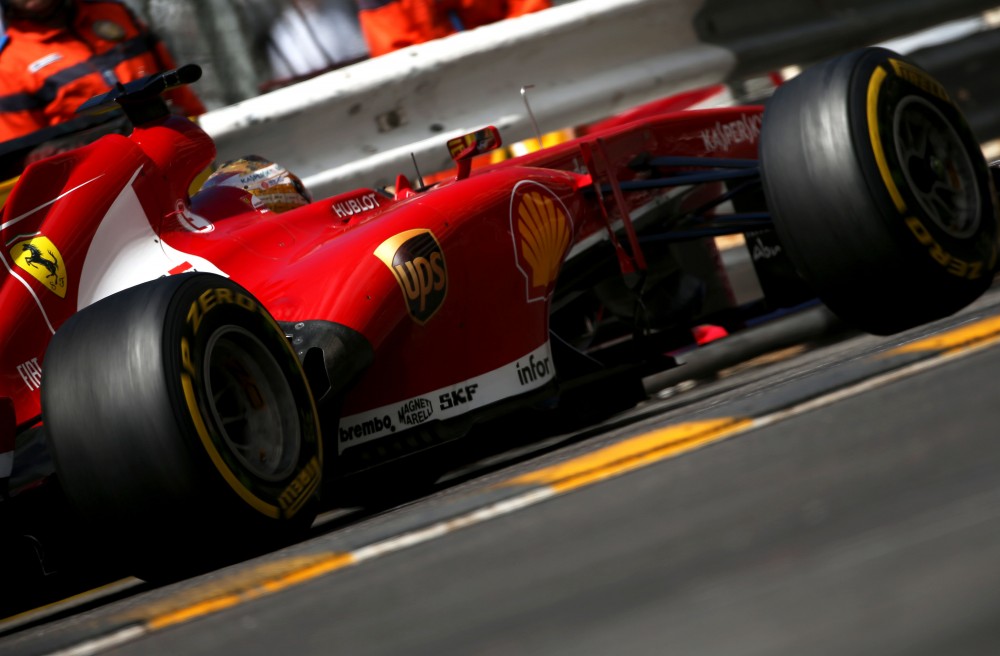 Naujasis „Ferrari“ bolidas pavadintas „F14 T“