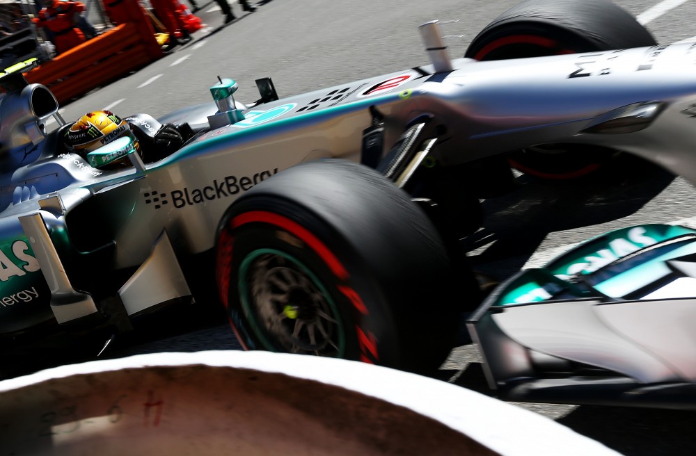 „Mercedes“ bandymų tyrimas perleistas FIA (papildyta FIA pranešimu)