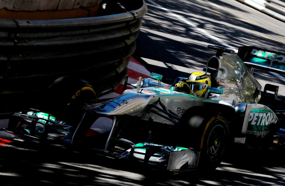 „Mercedes“: padangos - vis dar neišspręsta problema