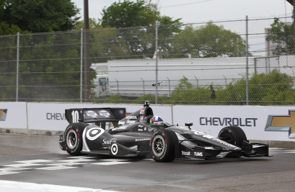 IndyCar. „Pole“ iškovojęs D. Franchitti Detroite startuos 11-as