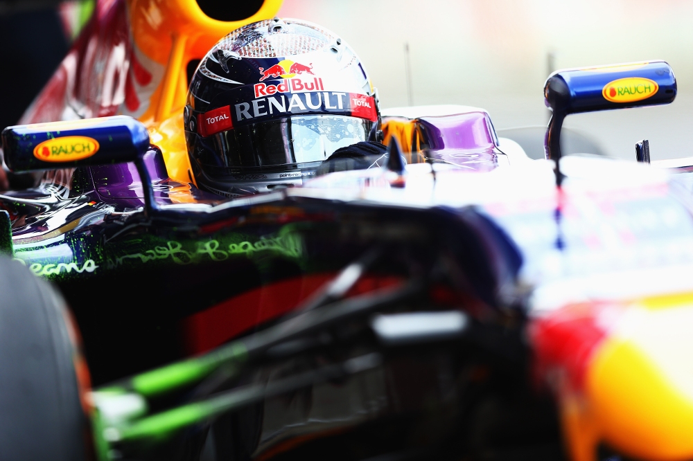 S. Vettelį sustabdė pavarų dėžės gedimas